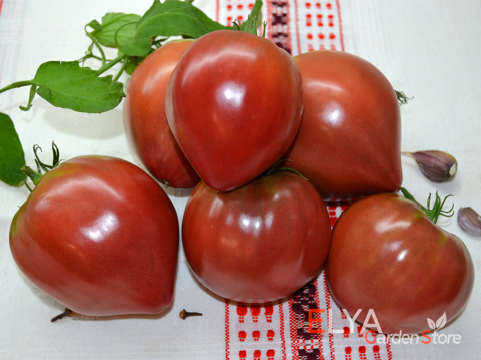 Коллекционный сорт томата Черное Сердце Бреда - отличная урожайность, яркий вкус - фотография Elya Garden