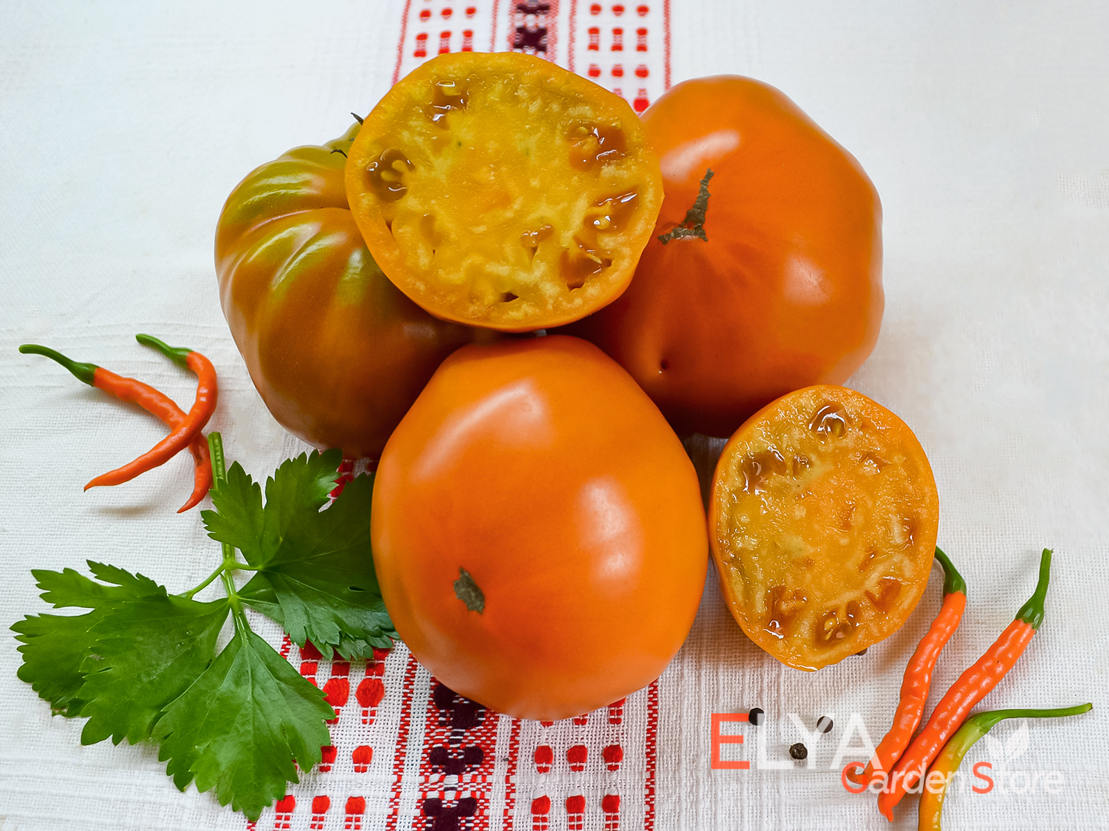 Коллекционный сорт томата Ярсон 17 - охристая расцветка, отличный сладкий вкус - фото магазина семяy Elya Garden