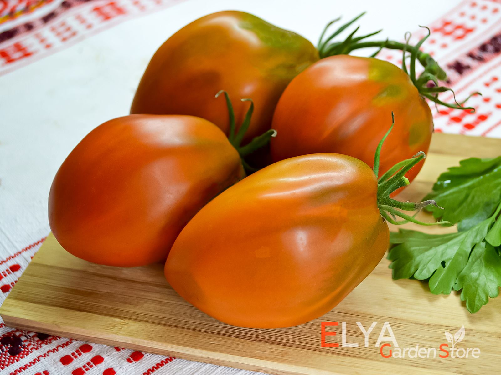 Огненный Гребень Охра - коллекционный сорт томата с насыщенным вкусом и отличной мясистой мякотью - фото