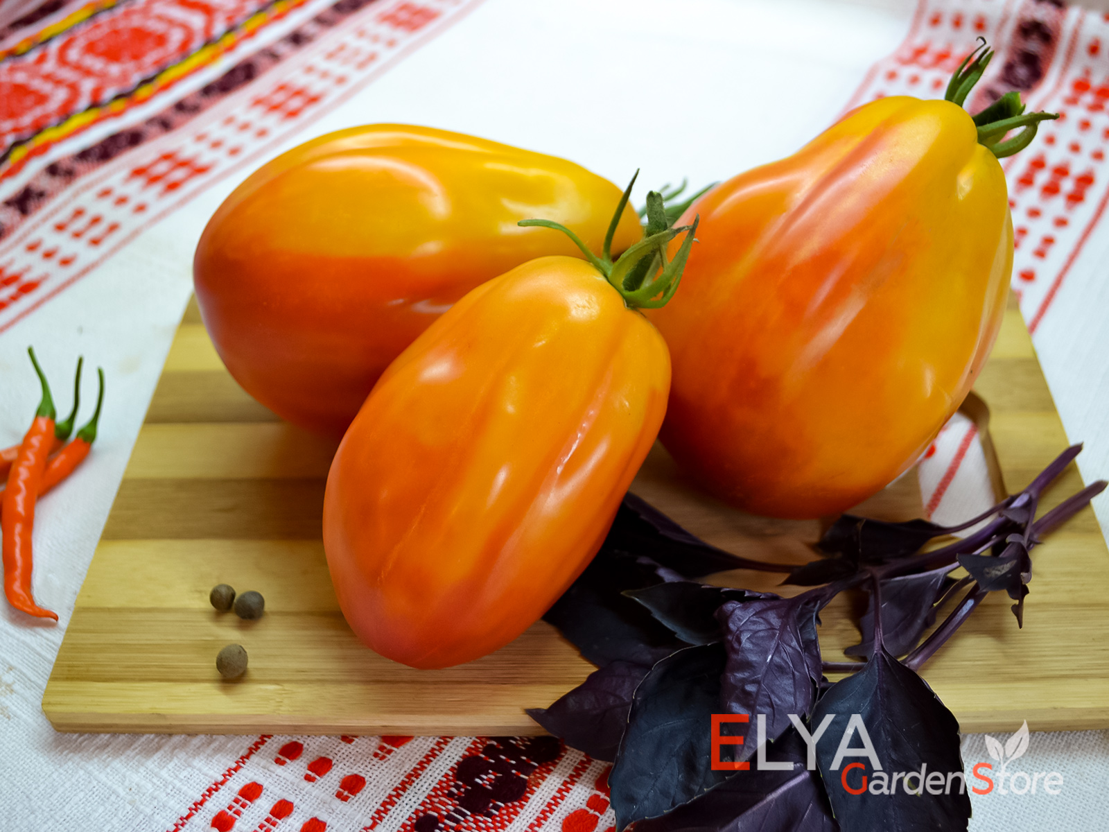 Калифорнийский Тюльпан - коллекционный сорт томата с необычной формой плодов, насыщенным вкусом - фото магазина семян Elya Garden 